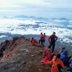 Wisata Gunung Kerinci Ketinggian Puncak 3.805 mdpl